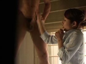 盗撮 勃起チ〇ポに赤面発情　マッサージの可愛いおばさんが本気でイックぅぅぅ～！！！　サンプル画像04